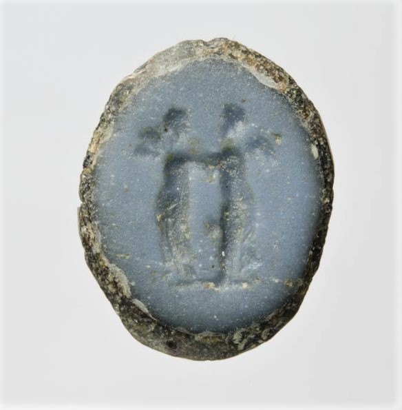 Гемма-инталия с изображением Амура и Психеи. III в. до н.э. – III в. н.э.(Керчь)