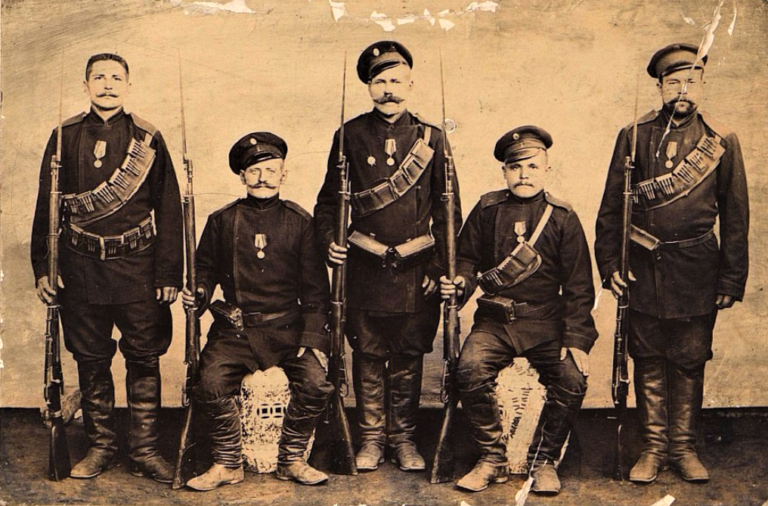 Солдаты - участники русско-японской войны. 1904 г.