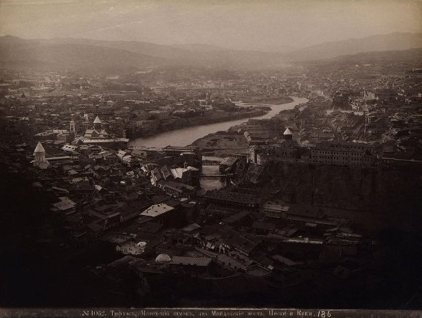 Панорама Тифлиса. 1880-1890-е гг.