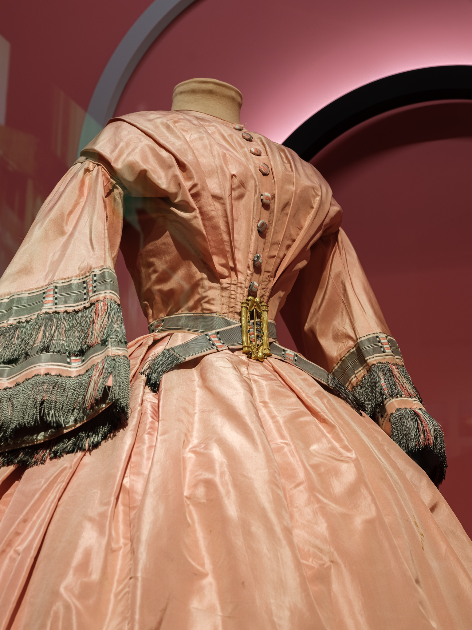Платье розовое. Россия. Вторая половина 1850-х гг.