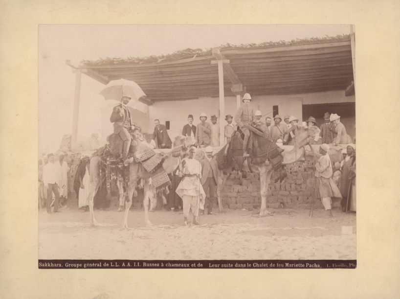На верблюдах Луиджи Фиорилло (фотограф, владелец ателье) 1888 г. 