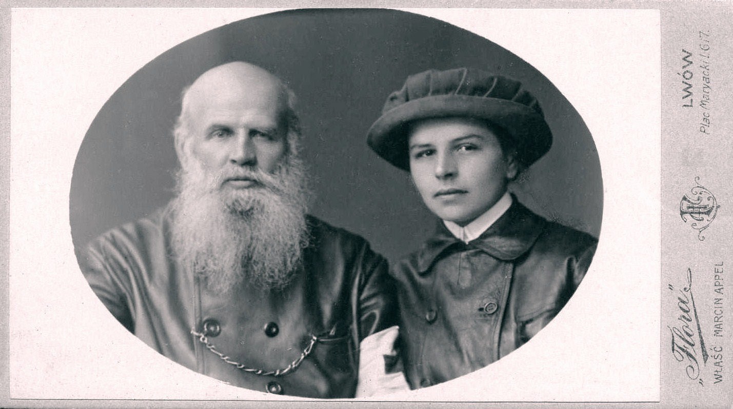Бонч-Осмоловский Анатолий Осипович с дочерью Ириной